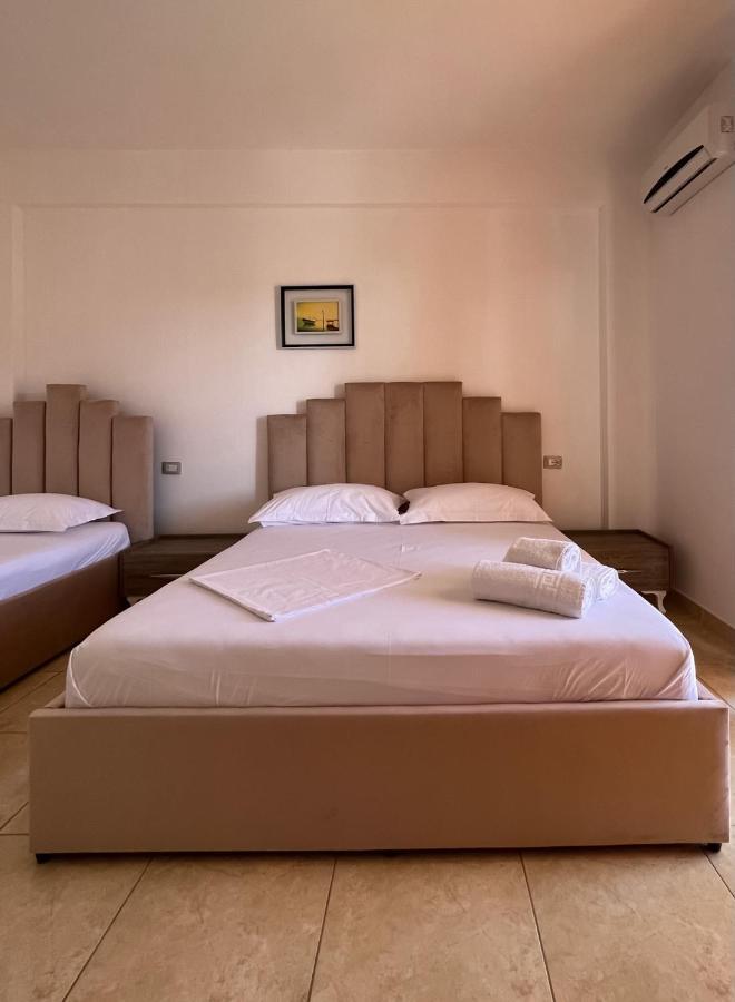 Hotel Nino Dhërmi Extérieur photo