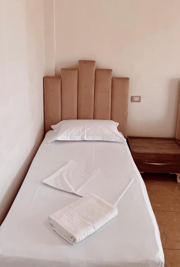 Hotel Nino Dhërmi Extérieur photo