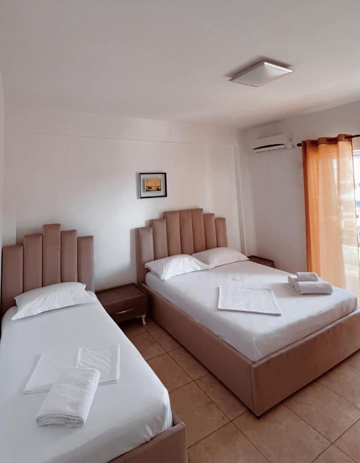 Hotel Nino Dhërmi Extérieur photo